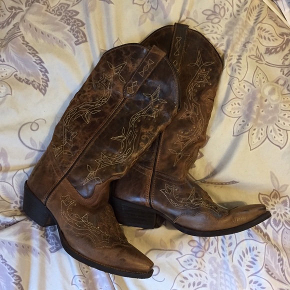 ❌SOLD Brown Cowboy Boots - Picture 3 of 3