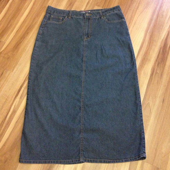 Long jean skirt-great condition