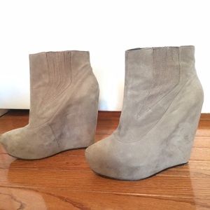 Elizabeth and James Suede Booties