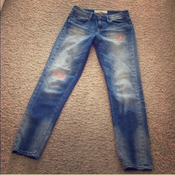 H&M cropped distressed jeans