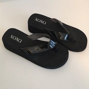 GENTLY USED XOXO HEELED SANDALS