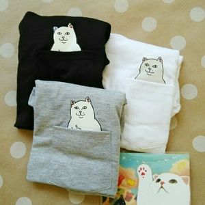 Middle Finger Cat Tee 😼