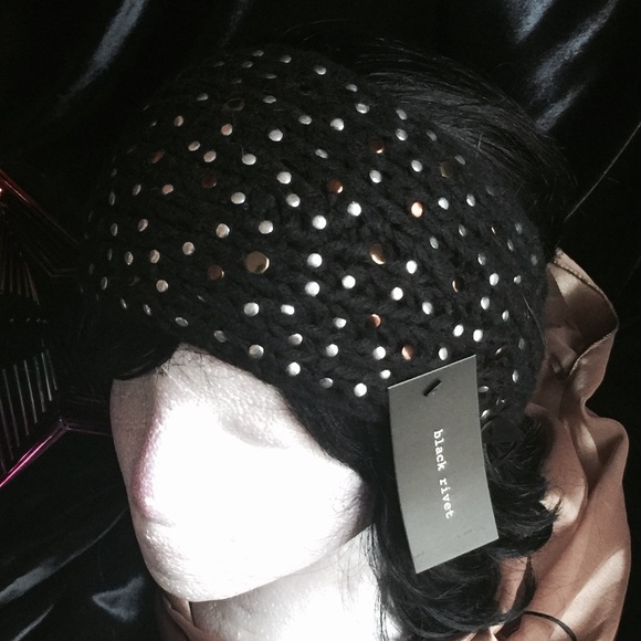 Beautiful wrap around ( Black Rivet) hat 😍 - Picture 3 of 4