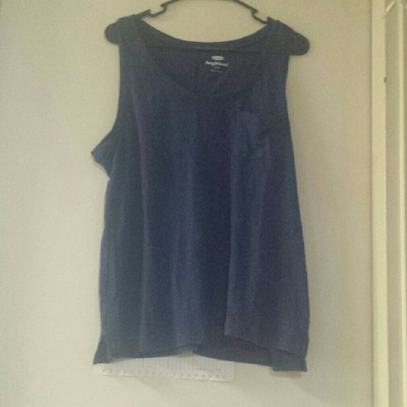 Old Navy Tops - Boyfriend style tank top