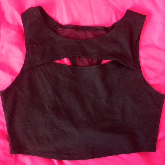 Black crop top