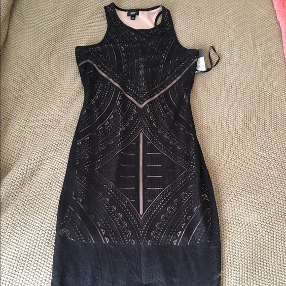 Mossimo black midi dress tan underlay