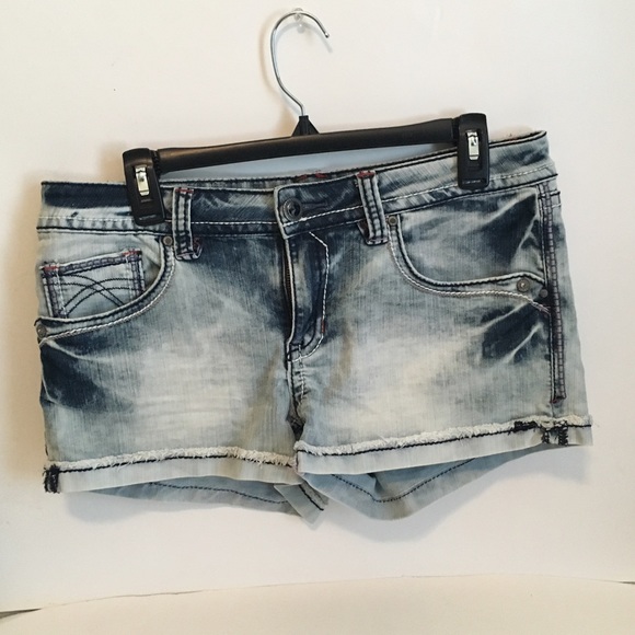 GENTLY USED HYDRAULIC DENIM SHORTS