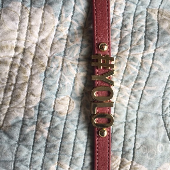 BUNDLE #YOLO bracelet & Penguin Mirror