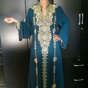 Kaftan/Abaya/Galbeya.