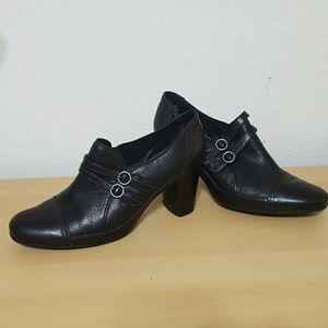 Clark Artisans Black Ankle High Heeled boots