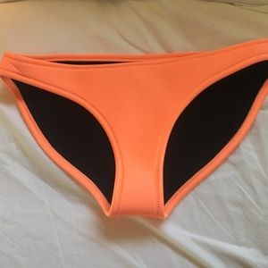 Real Triangl Bottoms