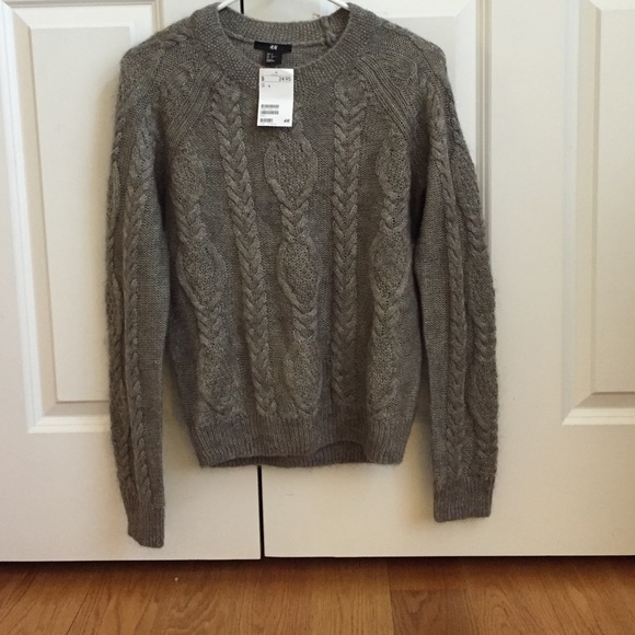 H&M Sweater