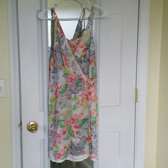 Floral dress - Picture 2 of 3