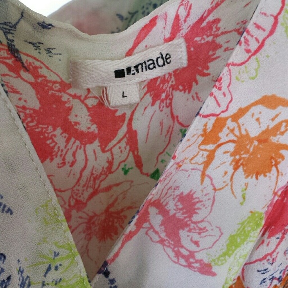 Floral dress - Picture 3 of 3