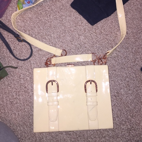 Box purse
