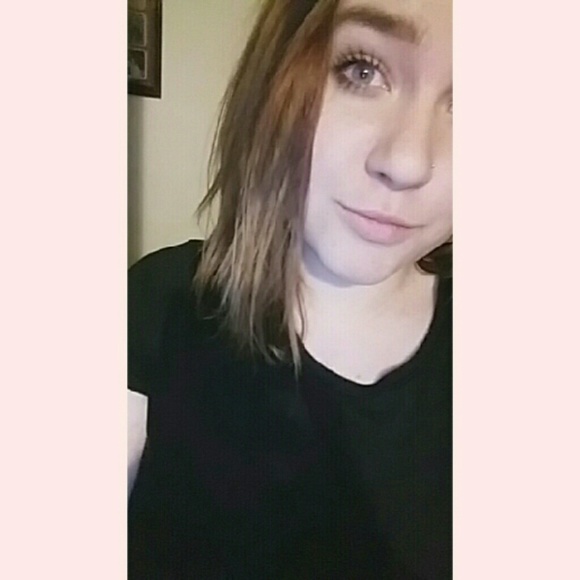 Meet your Posher, Makynna - Picture 1 of 1