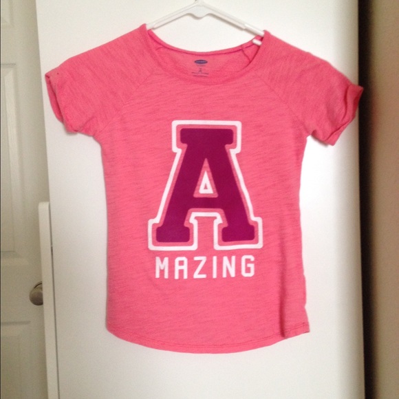 ❌SOLD IN BUNDLE❌Youth cute amazing top!