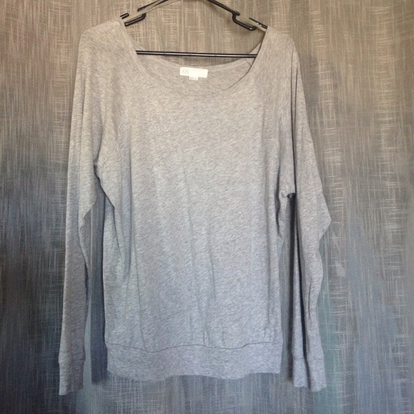Forever 21 gray off-the-shoulder long sleeve shirt