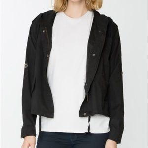 NEW WITHOUT TAGS Brandy Melville black jacket