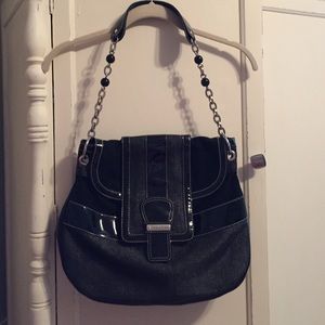 Black House White Market Tote