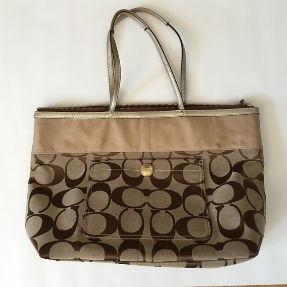 Coach Signature Tote - Picture 1 of 2