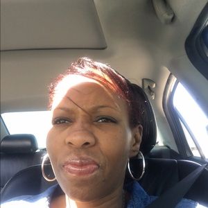 Meet your Posher, Yolanda