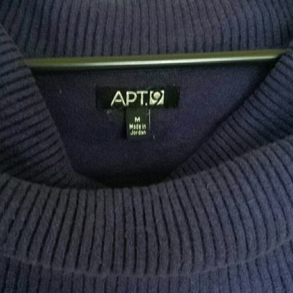 Blue sweater - Picture 2 of 2