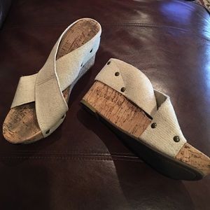 Lucky brand wedges