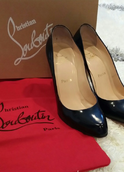 christian louboutin us size 9 christian louboutin us size 9