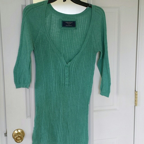 Sweater - Picture 1 of 2