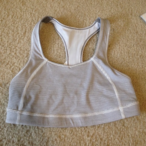Lululemon reversible sports bra