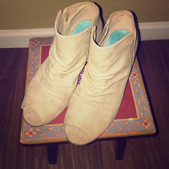 Peep toe booties w/ low heel