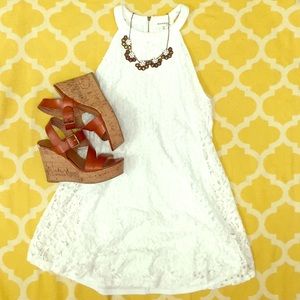 ⚡️ [specially priced] beautiful white lace dress