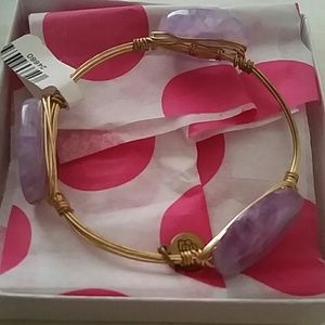 PRICE DROP! Boutique small stone bracelet