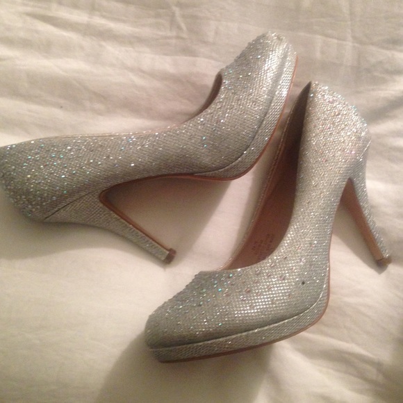 Silver Sparkle Heels size 8