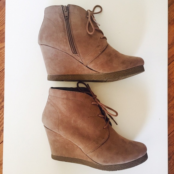 Brown boots