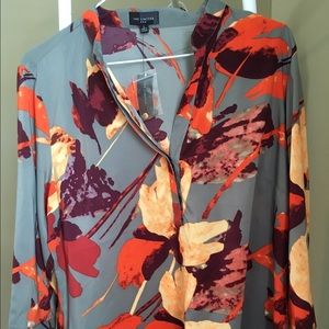 Limited floral grey paint 3/4 sleeve blouse. NWT!
