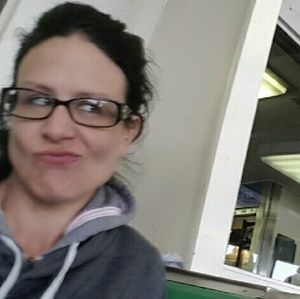 Meet your Posher, Jen