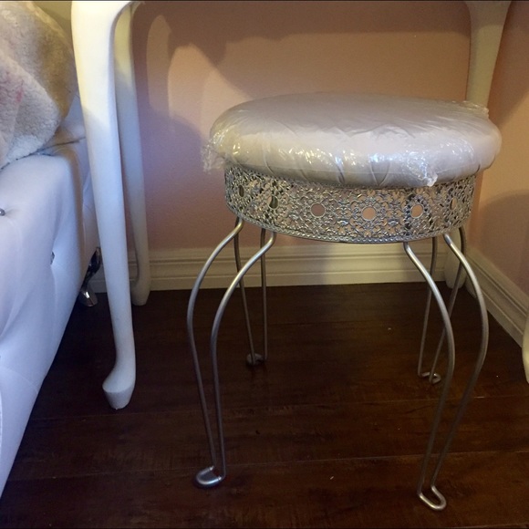 Vanity stool