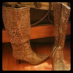 Leopard boots