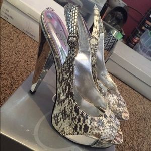 Jessica Simpson Pumps
