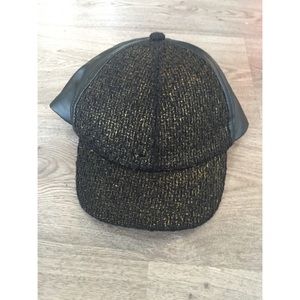 🚫sold 🚫 Black and Gold Leather Hat