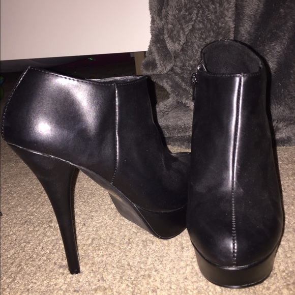 Black High Heel Boots
