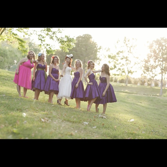 Purple short bridesmaids dresses - Picture 2 of 4