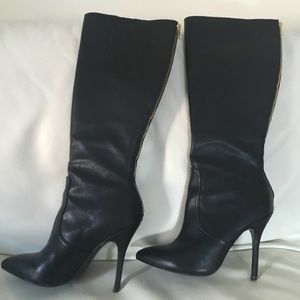 SZ 8 Steve Madden Heeled Black Boot