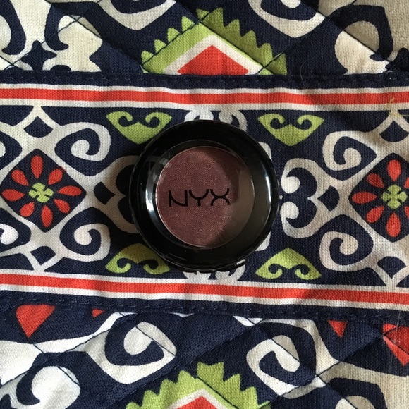 Unused NYX eye shadow