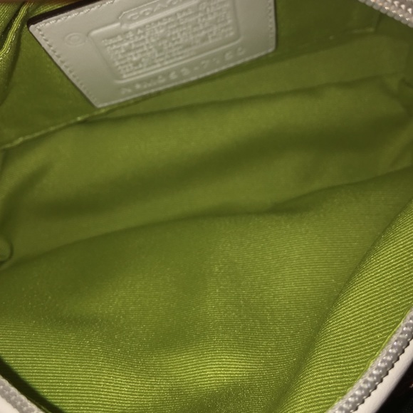 Coach purse/make up bag - Picture 4 of 4