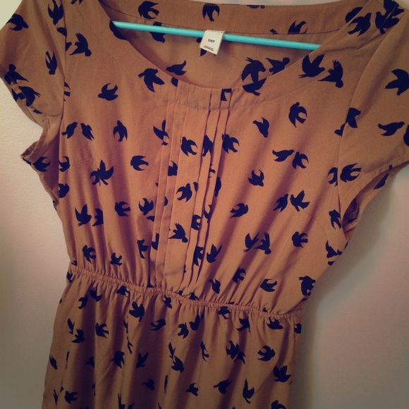 Old Navy bird print dress
