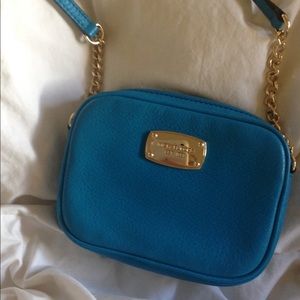 Michael Kors cross body!
