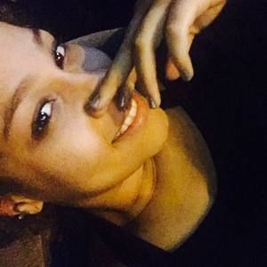 Meet your Posher, Rina